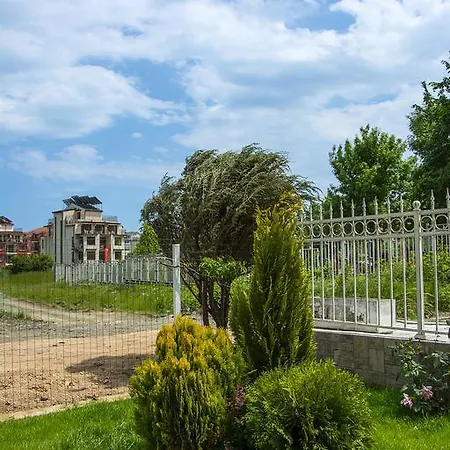 فندق Malina Family 2*