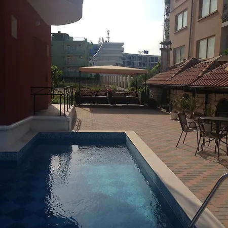 Malina Family فندق